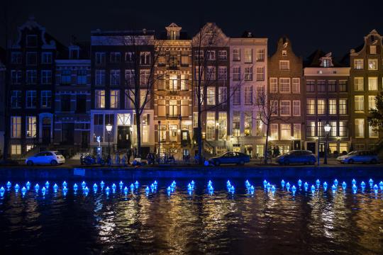 #floating #light #installation #flower #origami •	#Interactive #Installation, #PublicArt, #LightArt, #Light , #interaction, #design, #Lumiere, #Festival, #ArtePubblica #Public #Art, #LightFestival, #Art #Festival, #Luce, #Arte, #Installazione #Interattiva, 
 #光アートインスタレーション
#パブリックアート
#ライトフェスティバル
#対話型インストール
#installation d'art lumière
#Art public
#festival de la lumière
#installation interactive
#光技术安装
#公共艺术
#灯光节
#交互式安装
تركيب فن الضوءالفن العاممهرجان ضوءتركيب التفاعلية
#Lichtkunstinstallations 
#Kunst im öffentlichen Raum
#Licht-Festival
#interaktive Installation
#instalación de arte de la luz
#Arte público
#Festival de la luz
#instalación interactiva
