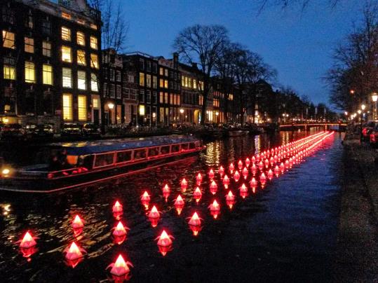 #floating #light #installation #flower #origami •	#Interactive #Installation, #PublicArt, #LightArt, #Light , #interaction, #design, #Lumiere, #floating #light #installation #flower #origami	#Interactive #Installation, #PublicArt, #LightArt, #Light , #interaction, #design, #Lumiere, #Festival,#pocketpark #ArtePubblica #Public #Art, #LightFestival, #Art #Festival, #Luce, #Arte, #Installazione #Interattiva, 
 #光アートインスタレーション
#パブリックアート
#ライトフェスティバル
#対話型インストール
#installation d'art lumière
#Art public
#festival de la lumière
#installation interactive
#光技术安装
#公共艺术
#灯光节
#交互式安装
تركيب فن الضوءالفن العاممهرجان ضوءتركيب التفاعلية
#Lichtkunstinstallations 
#Kunst im öffentlichen Raum
#Licht-Festival
#interaktive Installation
#instalación de arte de la luz
#Arte público
#Festival de la luz
#instalación interactiva

#floatinglights #lightingart #lightinstallation #floatinggarden #floatingflowers #floatingpark #lightfestival #riverandcanal #grandunioncanal #amsterdam #explore_waterways #canals #rivers #waterways #grandunioncanal #amsterdam
#Festival, #ArtePubblica #Public #Art, #LightFestival, #Art #Festival, #Luce, #Arte, #Installazione #Interattiva, 
 #光アートインスタレーション
#パブリックアート
#ライトフェスティバル
#対話型インストール
#installation d'art lumière
#Art public
#festival de la lumière
#installation interactive
#光技术安装
#公共艺术
#灯光节
#交互式安装
تركيب فن الضوءالفن العاممهرجان ضوءتركيب التفاعلية
#Lichtkunstinstallations 
#Kunst im öffentlichen Raum
#Licht-Festival
#interaktive Installation
#instalación de arte de la luz
#Arte público
#Festival de la luz
#instalación interactiva
